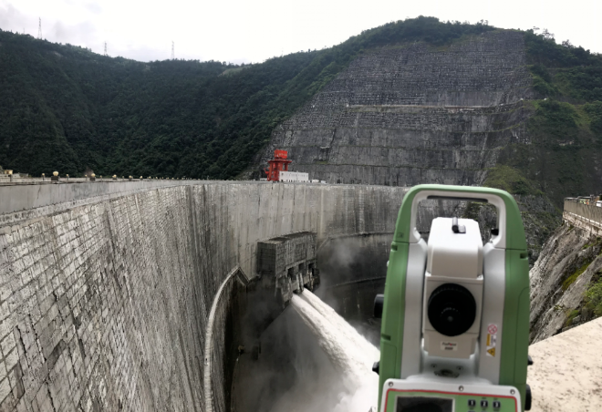 徠卡TZ05全站儀拱壩弦長觀測，賦能水電大壩防洪